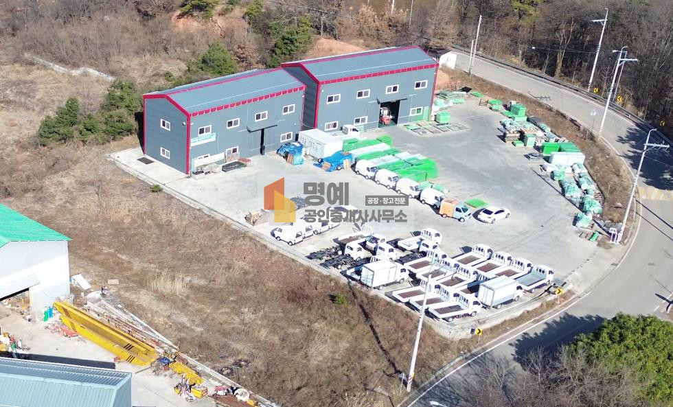 경기 평택시 포승읍 석정리 주건축물제1동 건물 59평 , 넓은 마당, 도로접 월세 매물번호 10558 사진 2