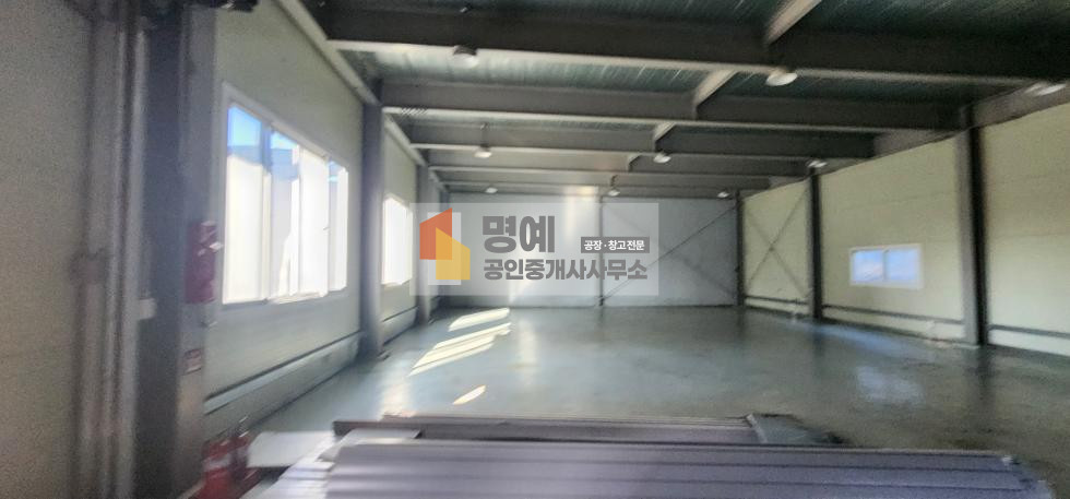 경기 안성시 양성면 방신리 1동 건물 72평 저렴한 창고 월세 매물번호 10567 사진 8