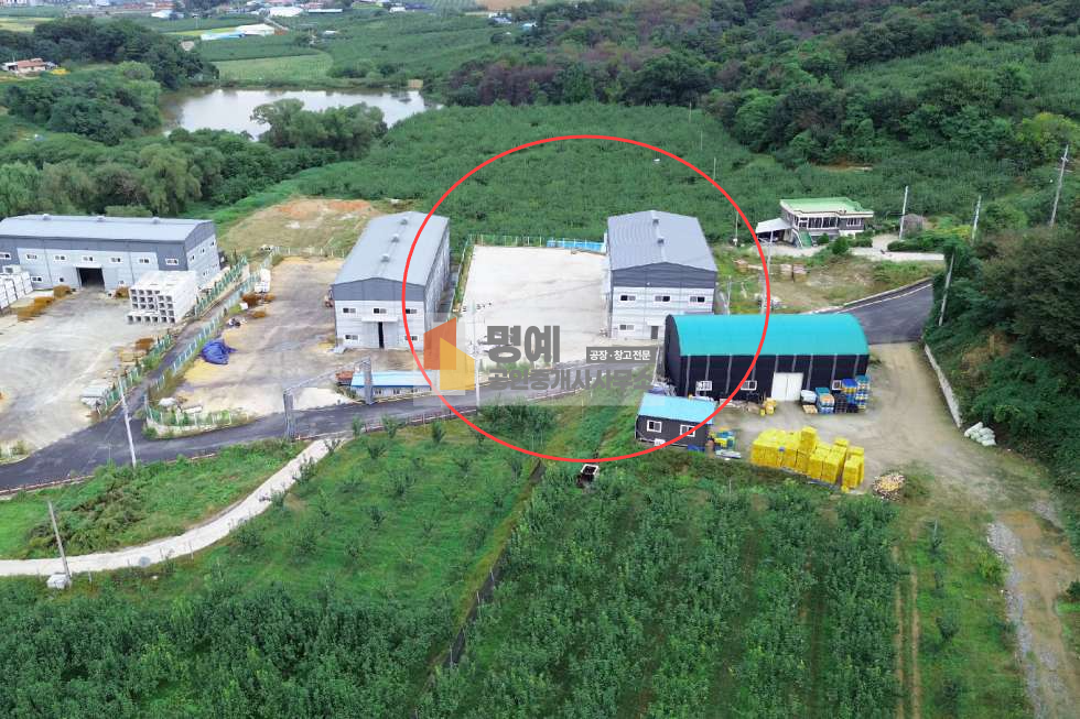 충남 천안서북구 성환읍 왕림리 1동 대지545평 건물98평 단독 신축 건물, 넓은마당, 트레일러 진입- 매매 매물번호 10634 사진 2