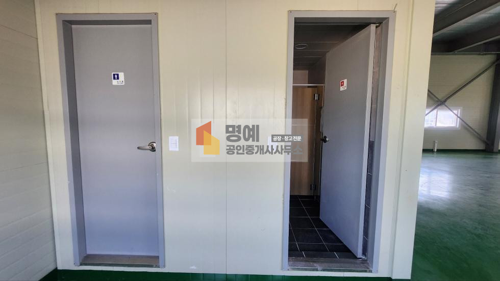 충남 아산시 염치읍 방현리 08동 창고,건물112평 사무실 40평 트레일러 가능한 마당 월세 매물번호 10729 사진 10