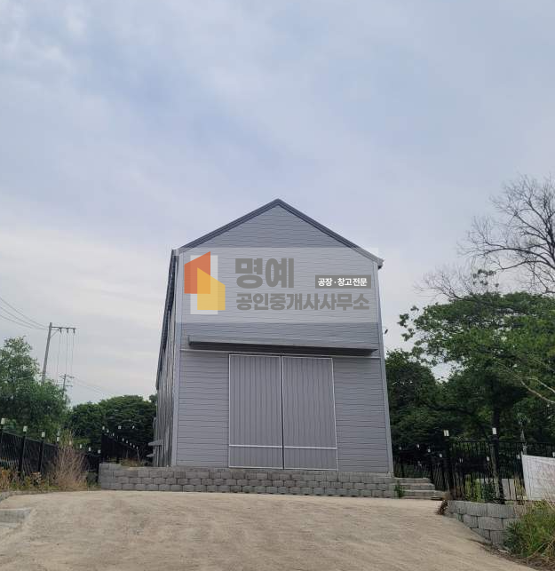 경기 용인처인구 원삼면 사암리 1동 용인 원삼면 150평 창고 임대. sk하이닉스 가까운 신축 창고.150평+ 사무실 50평 . 층고13m. 월세 매물번호 10938 사진 3