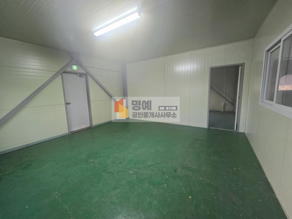 경기 평택시 오성면 죽리 주건축물제4동 건물 133평 사무실 호이스트 ,오폐수직관 월세 매물번호 10635 사진 8