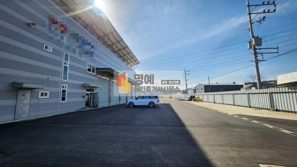 충남 아산시 배미동 1동 건물91평,사무실45평 .가설,호이스트 완비 넓은 마당 600평 월세 매물번호 10730 사진 1
