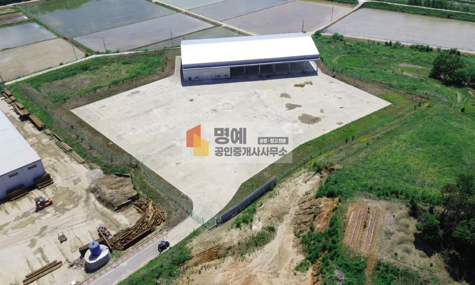 경기 평택시 청북읍 백봉리 A동 평택 청북 I 건940평, 대형 마당 7800평, 층고 14미터, 오수직관, 식품공장, 분할 가능 월세 매물번호 11003 사진 1