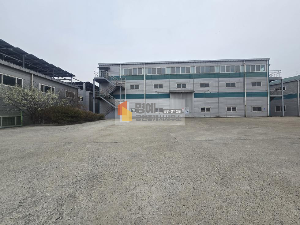 경기 평택시 청북읍 토진리 가,나동 청북대형임대 단독공장 732평 대지1500평호이스트 월세 매물번호 10764 사진 4