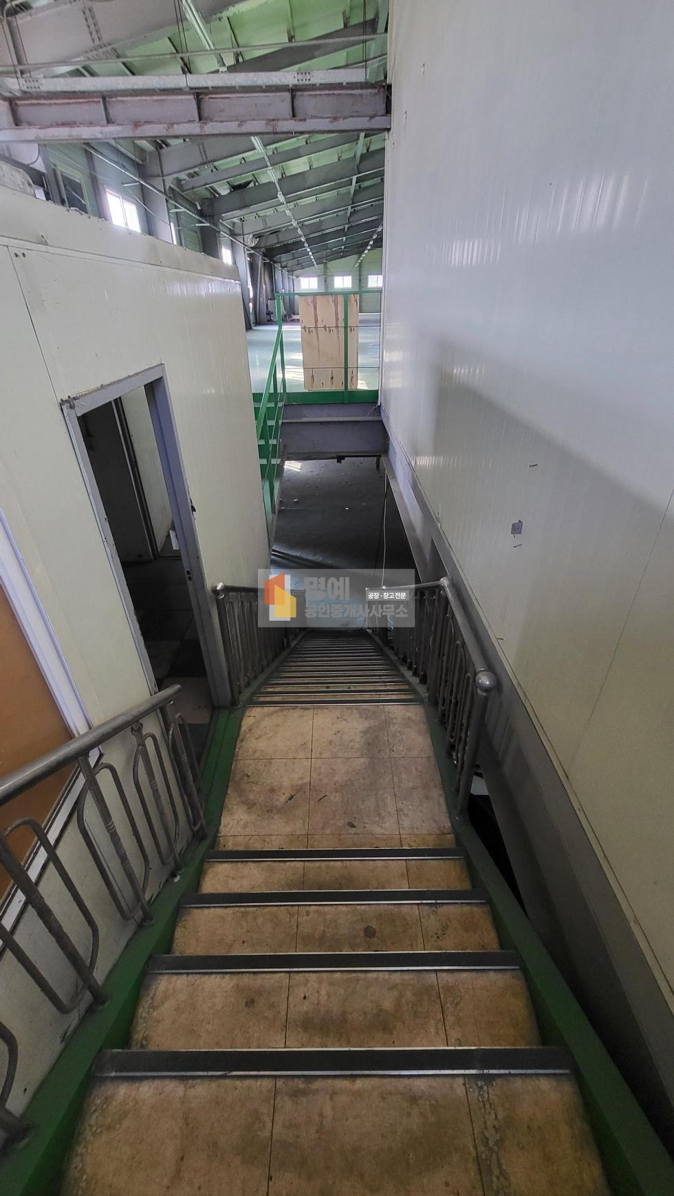 충남 아산시 영인면 신봉리 1,2,3동 640평 임대 평수대비 저렴한 공장.단독공장,사무실 월세 매물번호 10682 사진 10