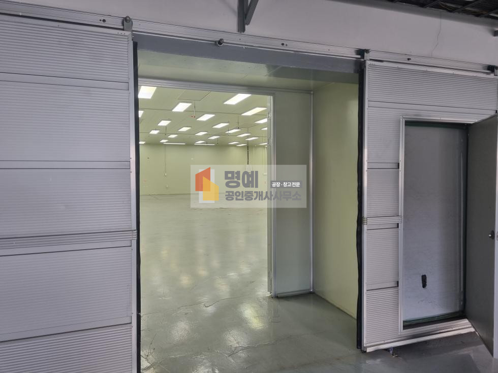 충남 천안서북구 백석동 1,2동 백석공단 준크린룸200평 , 사무실창고100평 월세 매물번호 10648 사진 4