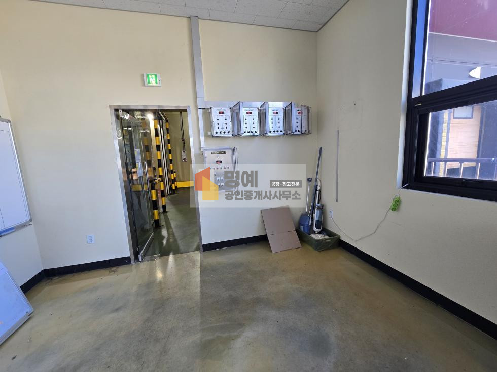 경기 평택시 오성면 신리 주건축물제1동 식품공장 300평 냉동냉장 有 HACCP 넓은부지 공장 월세 매물번호 10364 사진 19