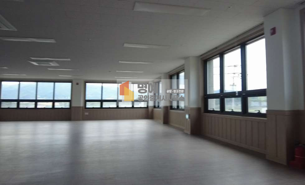 경기 안성시 서운면 송정리 1동 안성 서운면 저렴한 110평 사무실 -분할가능 월세 매물번호 10165 사진 3