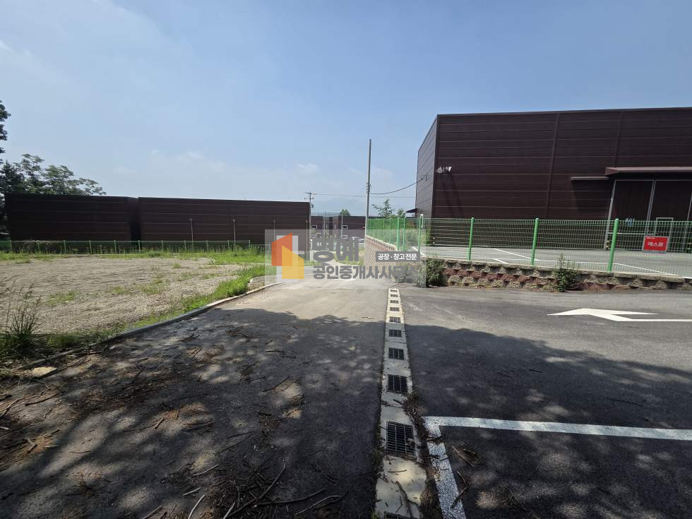 충남 천안동남구 풍세면 남관리 1동 천안 풍세 창공임대 건물 약50평 7동+ 약60평 1동 소형 창고임대( 8동 통임대) 월세 매물번호 10973 사진 5
