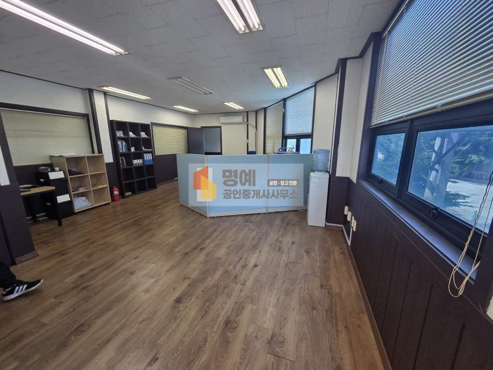 충남 천안서북구 직산읍 신갈리 2동 천안 직산 공장임대 건물 약150평 공장임대 사옥형 호이스트2대 사무공간 월세 매물번호 10970 사진 12