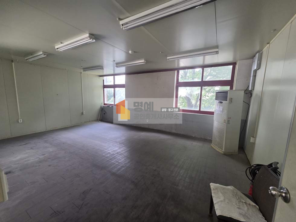 충남 아산시 둔포면 운용리 아산 둔포 공장임대 건물450평(일부임대) 저렴한공장 대형차 진입가능 월세 매물번호 10930 사진 7
