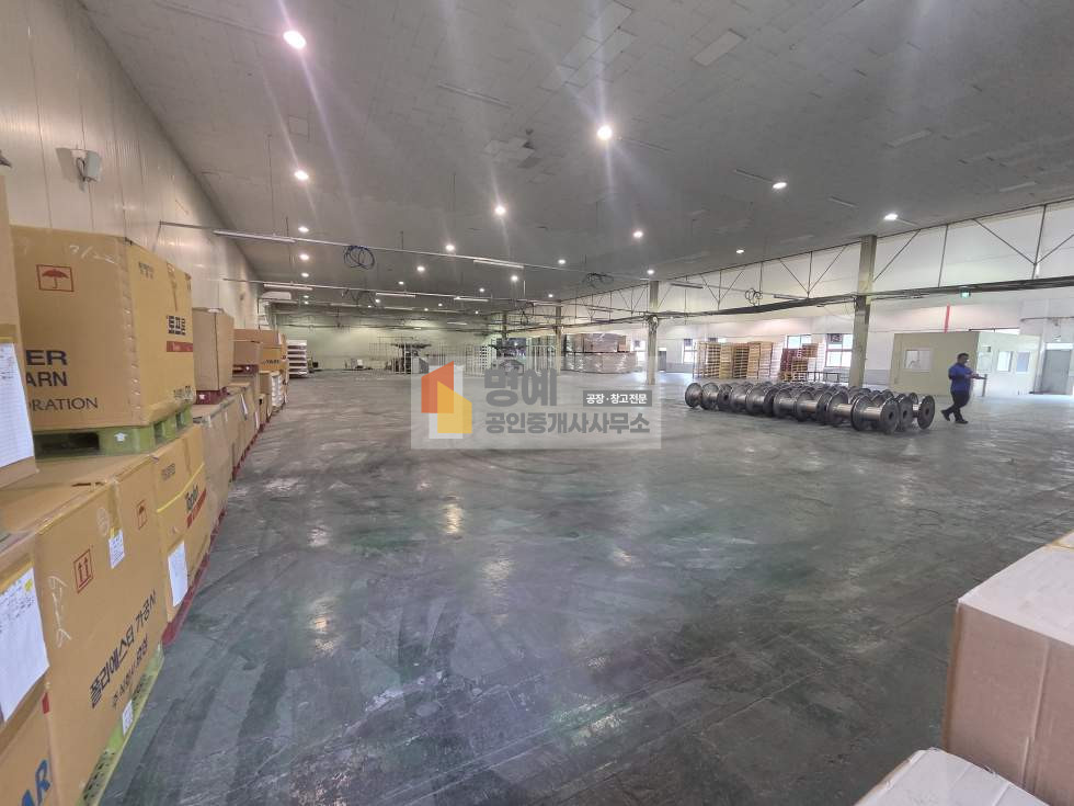 충남 아산시 둔포면 운용리 아산 둔포 공장임대 건물450평(일부임대) 저렴한공장 대형차 진입가능 월세 매물번호 10930 사진 9