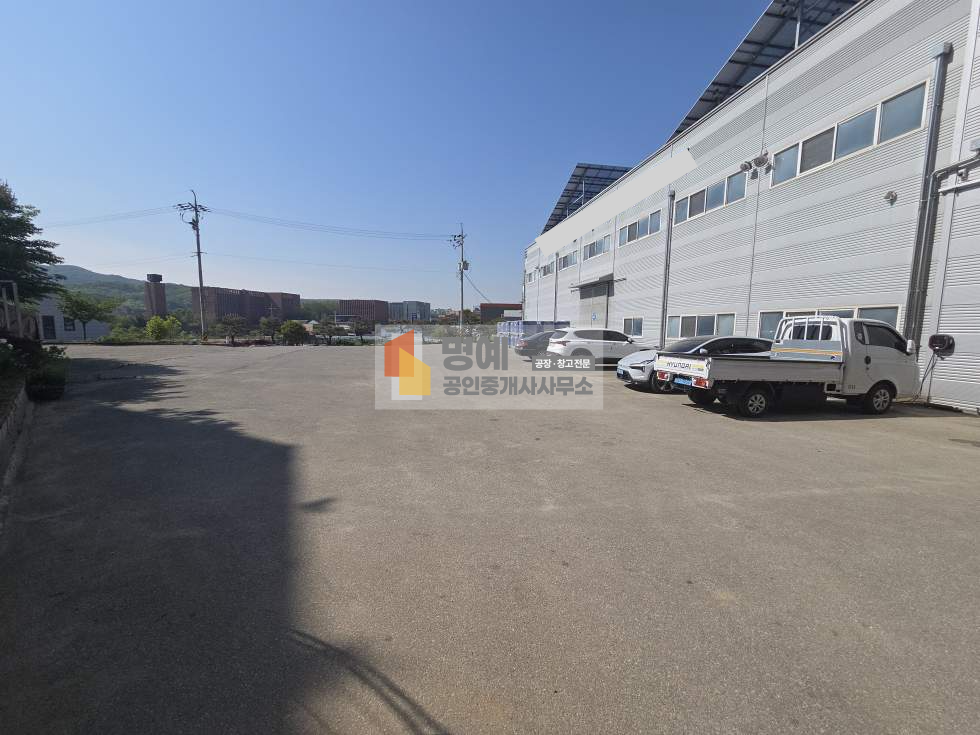 충남 천안서북구 성거읍 요방리 2동 천안 성거 공장임대 건물 약150평, 보관랙설치 대형차 진입가능 천안ic근접 월세 매물번호 10928 사진 2