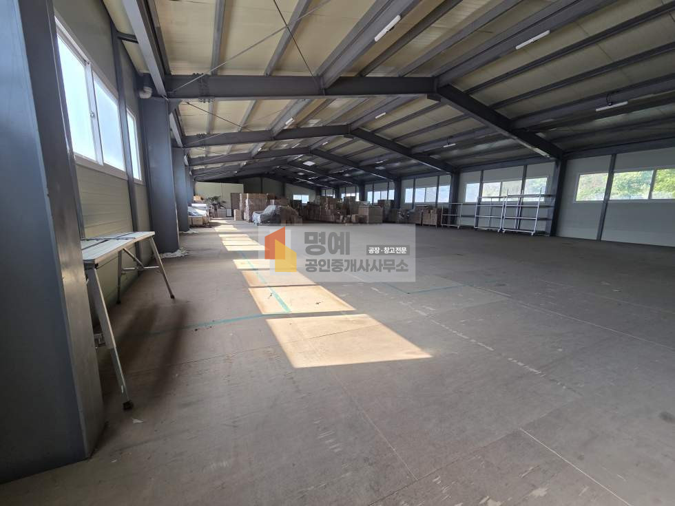 충남 천안서북구 성거읍 요방리 2동 천안 성거 공장임대 건물 약150평, 보관랙설치 대형차 진입가능 천안ic근접 월세 매물번호 10928 사진 7