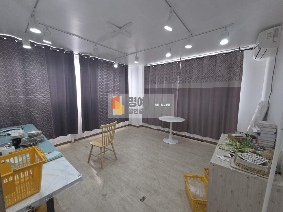 충남 천안서북구 성거읍 요방리 2동 천안 성거 공장임대 건물 약150평, 보관랙설치 대형차 진입가능 천안ic근접 월세 매물번호 10928 사진 11