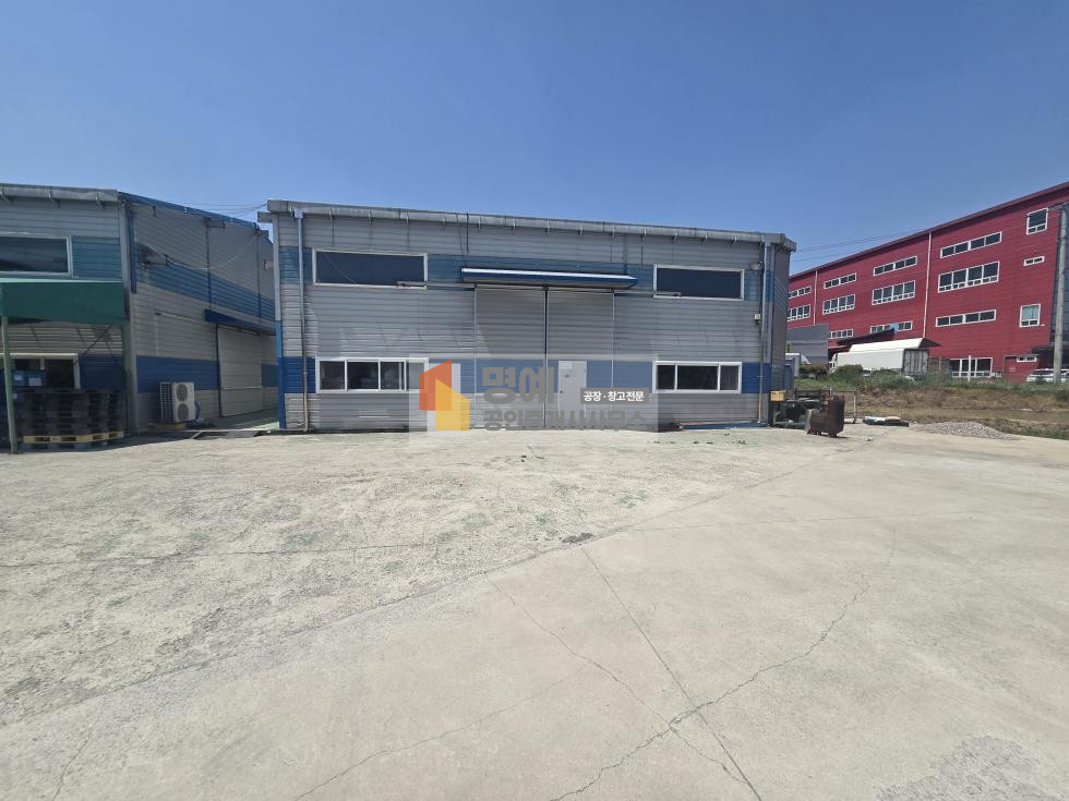 경기 안성시 서운면 신능리 안성 서운면 창고임대 건물80평 창고 넓은마당 대형차 진입가능 월세 매물번호 10905 사진 1