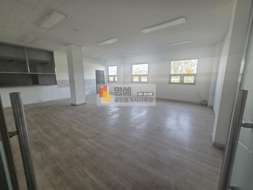 충남 천안서북구 성환읍 신방리 천안 성환 기숙사 건물임대건물200평 전체, 부분임대 월세 매물번호 10878 사진 6