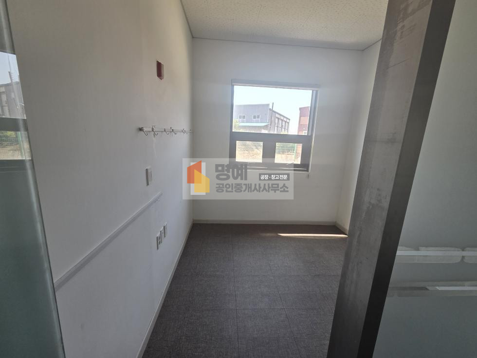 충남 천안서북구 성환읍 신방리 천안 성환 기숙사 건물임대건물200평 전체, 부분임대 월세 매물번호 10878 사진 9