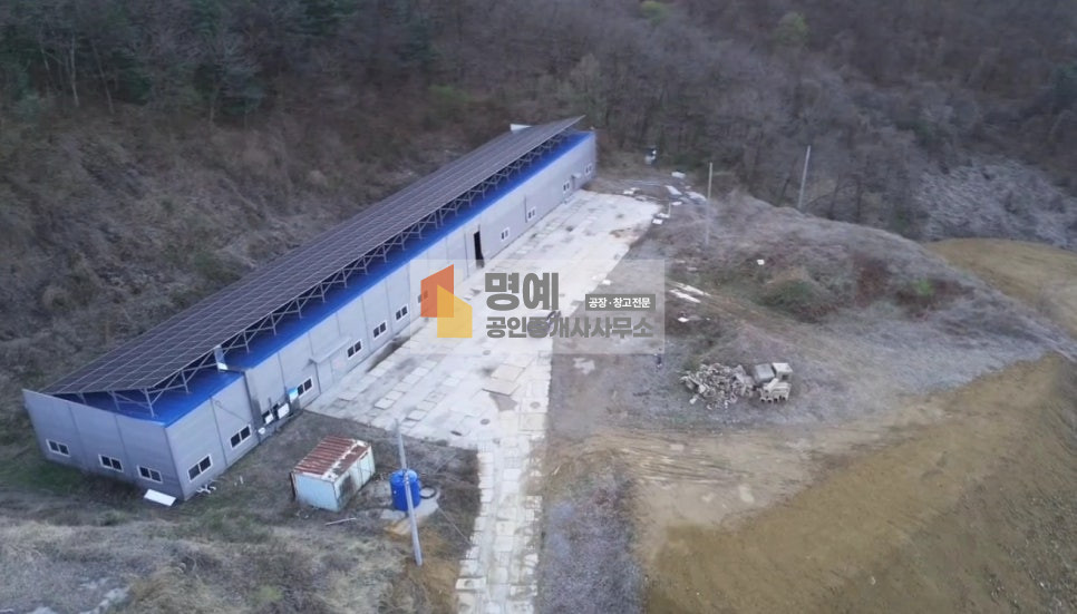 경기 안성시 원곡면 칠곡리 건물 293평 약100평씩분할가능.평당 1.3천원 ,저렴한창고 월세 매물번호 10740 사진 1