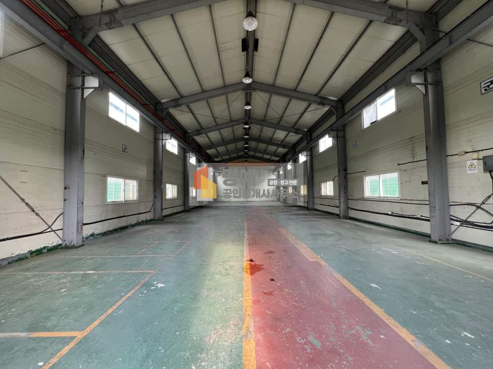 경기 안성시 원곡면 산하리 A,B,C,D,E동 안성 원곡 공장 임대 I 건물363평, 100kw, 호이스트 2t x 3, 추레라가능, IC 인근 월세 매물번호 11029 사진 4