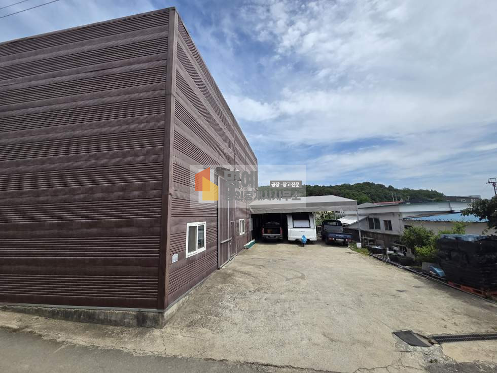 경기 용인처인구 남사읍 봉명리 용인 남사 창고 임대 I 건물50p 단독마당 150p 층고7m 남사진위IC옆 월세 매물번호 10993 사진 3