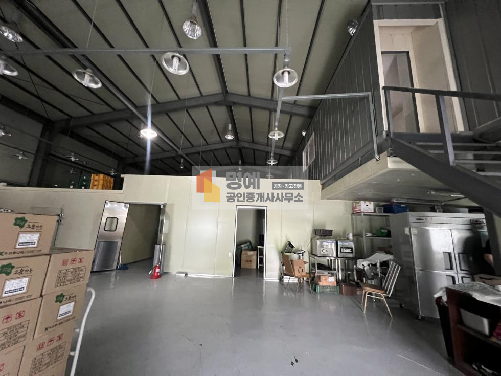 경기 안성시 원곡면 칠곡리 1동 안성 원곡 공장 임대 I 건물130평, HACCP 등록 준비 가능한 시설, 내부 사무실 O, 서안성 IC 3분 월세 매물번호 10897 사진 2
