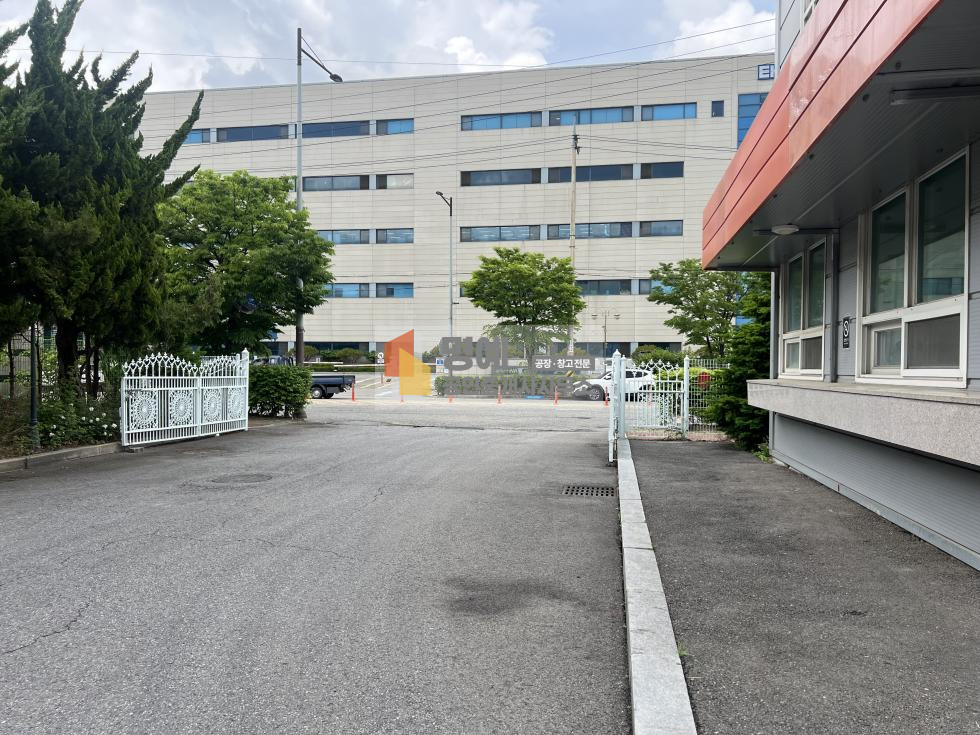 주 출입구