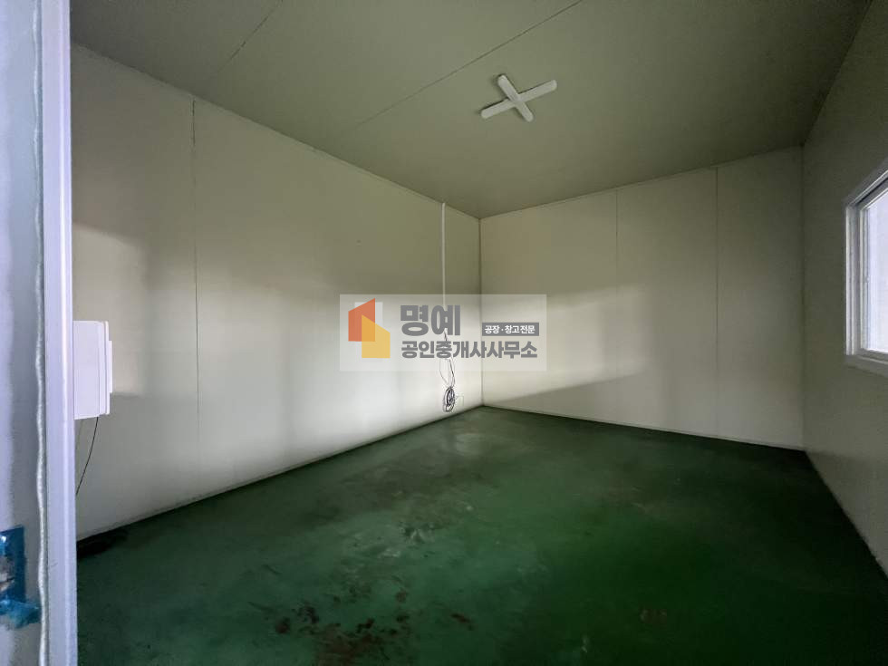 경기 평택시 고덕면 방축리 2동 평택 고덕 창고 임대 I 건물60평, 삼성전자 인근, 화물차 진입 가능 월세 매물번호 10940 사진 4
