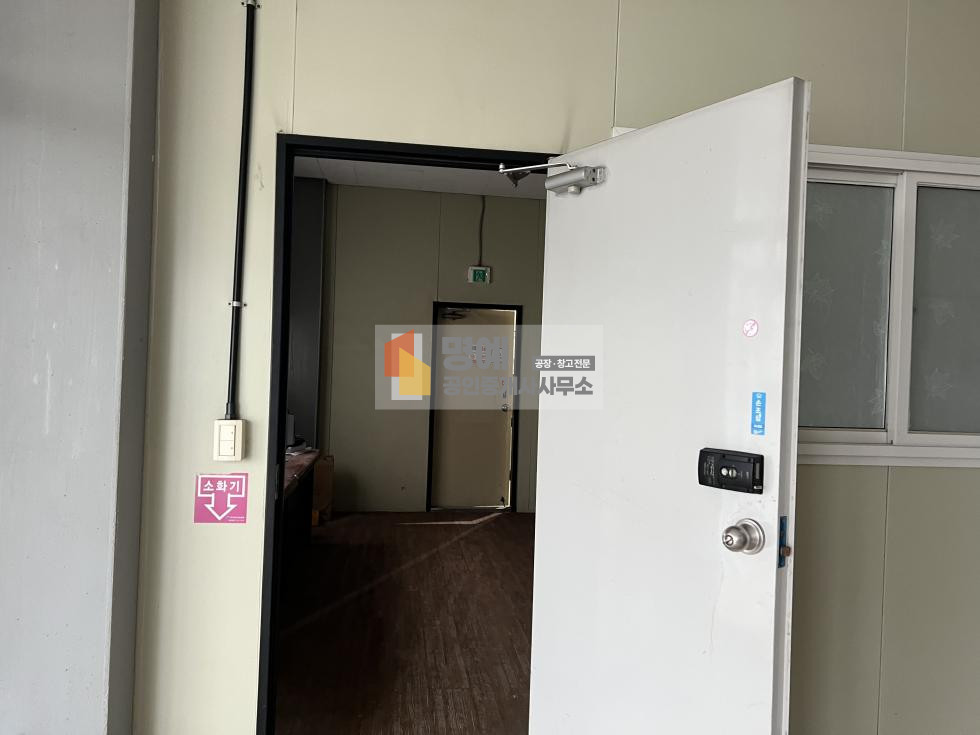 경기 평택시 현덕면 황산리 제1,제2동 평택 청북 공장임대 I 건물690평,단독마당, 고전력250kw, 호이스트 5t x 3기 월세 매물번호 10781 사진 10