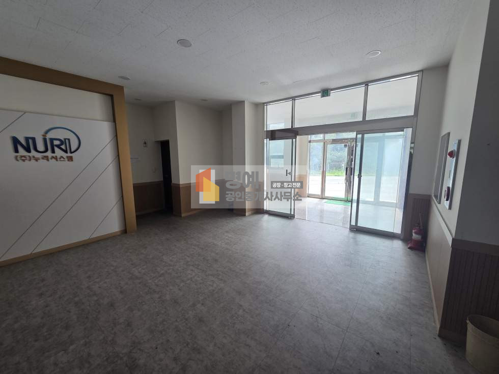 충남 천안서북구 직산읍 신갈리 천안 직산 공장매매 건물 267평 사옥형공장매매(임대문의) 단독마당 대형차진입가능 천안 직산 매매 매물번호 11147 사진 9