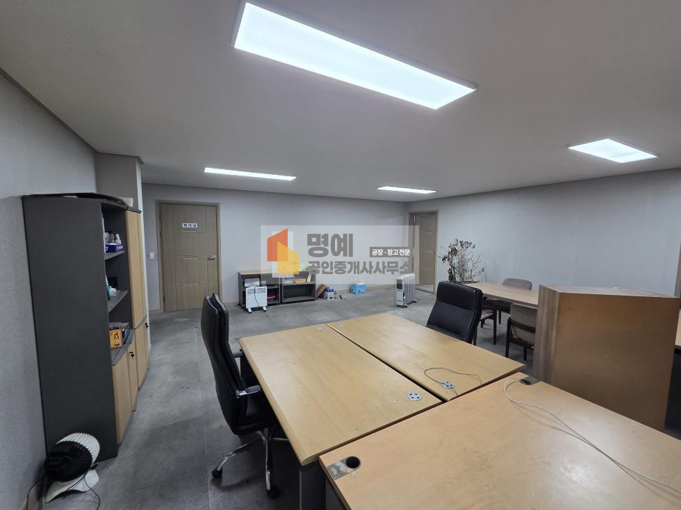 충남 천안서북구 성거읍 오목리 천안 성거 공장임대 건물140평 사옥형 넉넉한 사무공간 월세 매물번호 10877 사진 10