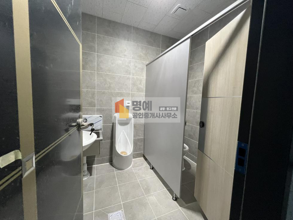 경기 화성만세구 양감면 사창리 화성 양감면 공장 임대 건물220평(1층 공장 185평 / 2층 사무실 34평), 신축 단독마당, 양감 IC 인근, 대형차 진입가능 월세 매물번호 10842 사진 7