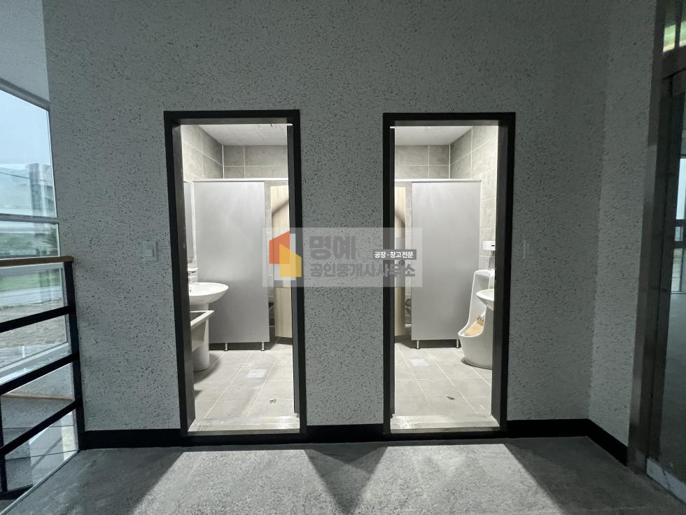 경기 화성만세구 양감면 사창리 화성 양감면 공장 임대 건물220평(1층 공장 185평 / 2층 사무실 34평), 신축 단독마당, 양감 IC 인근, 대형차 진입가능 월세 매물번호 10842 사진 9