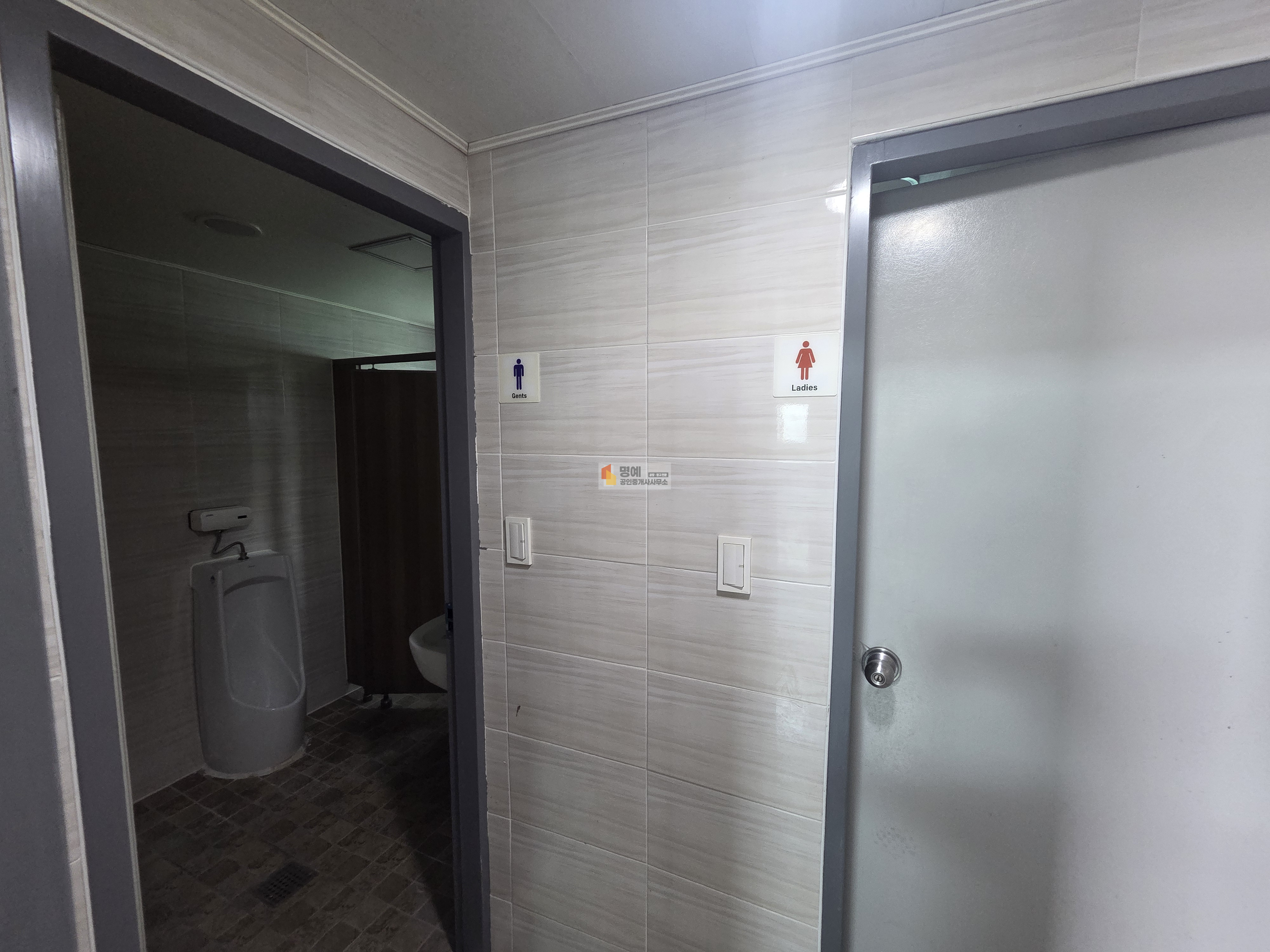 충남 천안서북구 성거읍 소우리 1동 천안 성거 공장임대 80평,가설천막,사무실포함 약120평,호이스트 3t 월세 매물번호 10056 사진 7