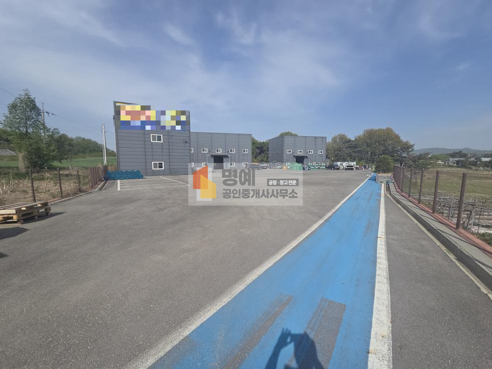 충남 천안서북구 직산읍 군서리 B동 천안 직산 공장임대 건물120평 대지1200평 공동마당 대형트럭 진입 월세 매물번호 10832 사진 2