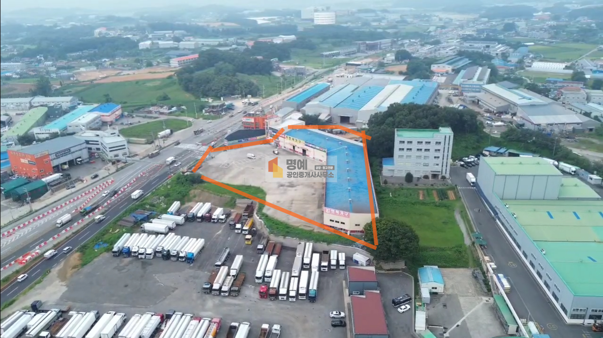 경기 평택시 청북읍 고렴리 평택공장임대_청북IC 바로앞 대로변 광활한 야적장 트레일러 회차가능 월세 매물번호 10378 사진 1