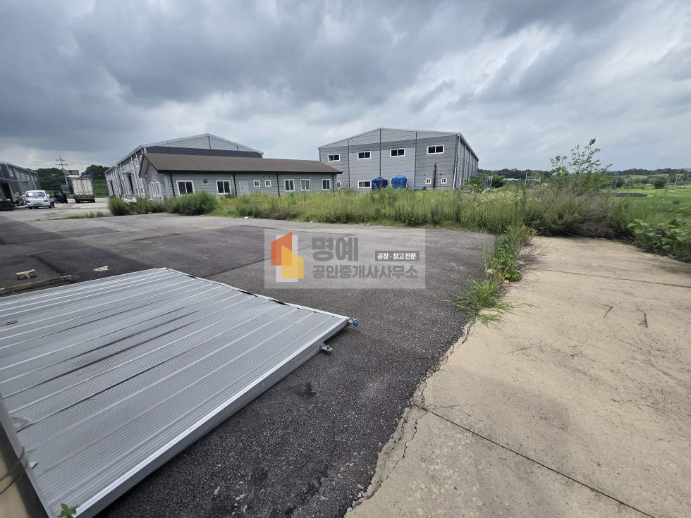 경기 안성시 서운면 신흥리 아동 안성 서운면 공장임대 건물 약200평 끝동 야적가능 월세 매물번호 10572 사진 5