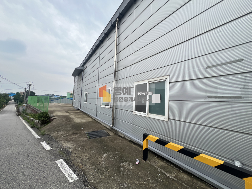 경기 화성만세구 양감면 송산리 1동 화성 양감면 공장 임대 I 건물 99평, 단독마당, 내부사무실 월세 매물번호 11213 사진 3