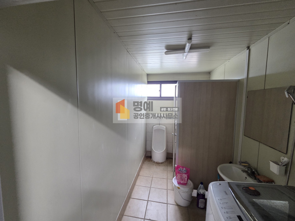 경기 안성시 양성면 석화리 나동 안성 양성 공장임대 건물300평 호이스트2.8t 대형차진입가능 월세 매물번호 11179 사진 12