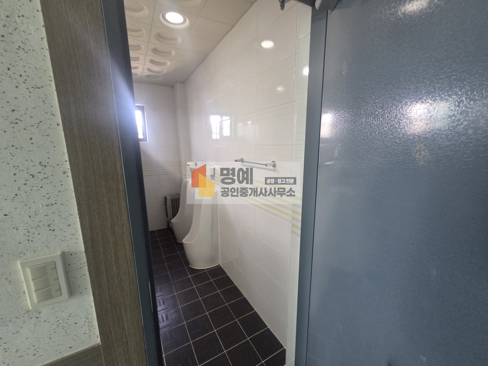 경기 안성시 서운면 송정리 1,2,3동 안성 서운면 저층고 대형공장임대 , 공장매매 월세 매물번호 11222 사진 8
