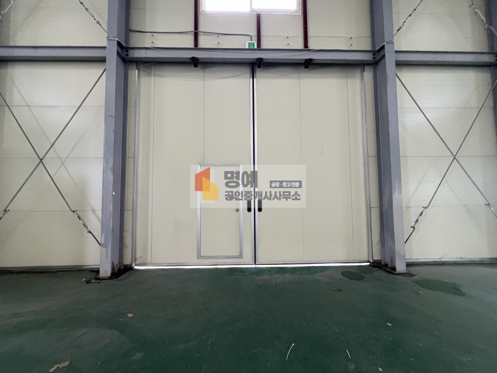 경기 화성만세구 양감면 사창리 9동 화성 양감면 공장 임대 I 건물 330평, 넓은 마당, 호이스트 5t, 양감 IC 인근, 월세 매물번호 11217 사진 3