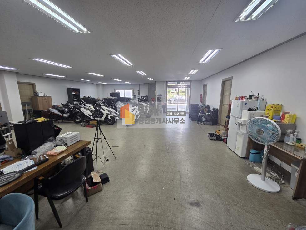 충남 아산시 둔포면 신양리 1,2,3동 아산 둔포 공장임대 건물700평대 대형공장 임대(매매가능) 호이스트 대형차진입가능 고전력 월세 매물번호 11054 사진 13
