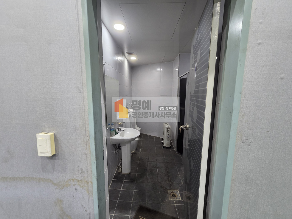 충남 천안서북구 성환읍 왕림리 제1동 천안 성환읍 공장임대 호이스트5t 행거도어4.8m 월세 매물번호 11286 사진 11