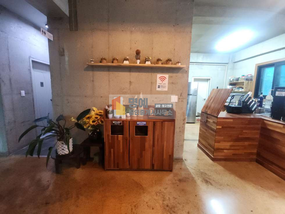 경기 평택시 유천동 고가높은천장,은은한조명,매력적인분위기카페,일반음식점 월세 매물번호 10134 사진 3